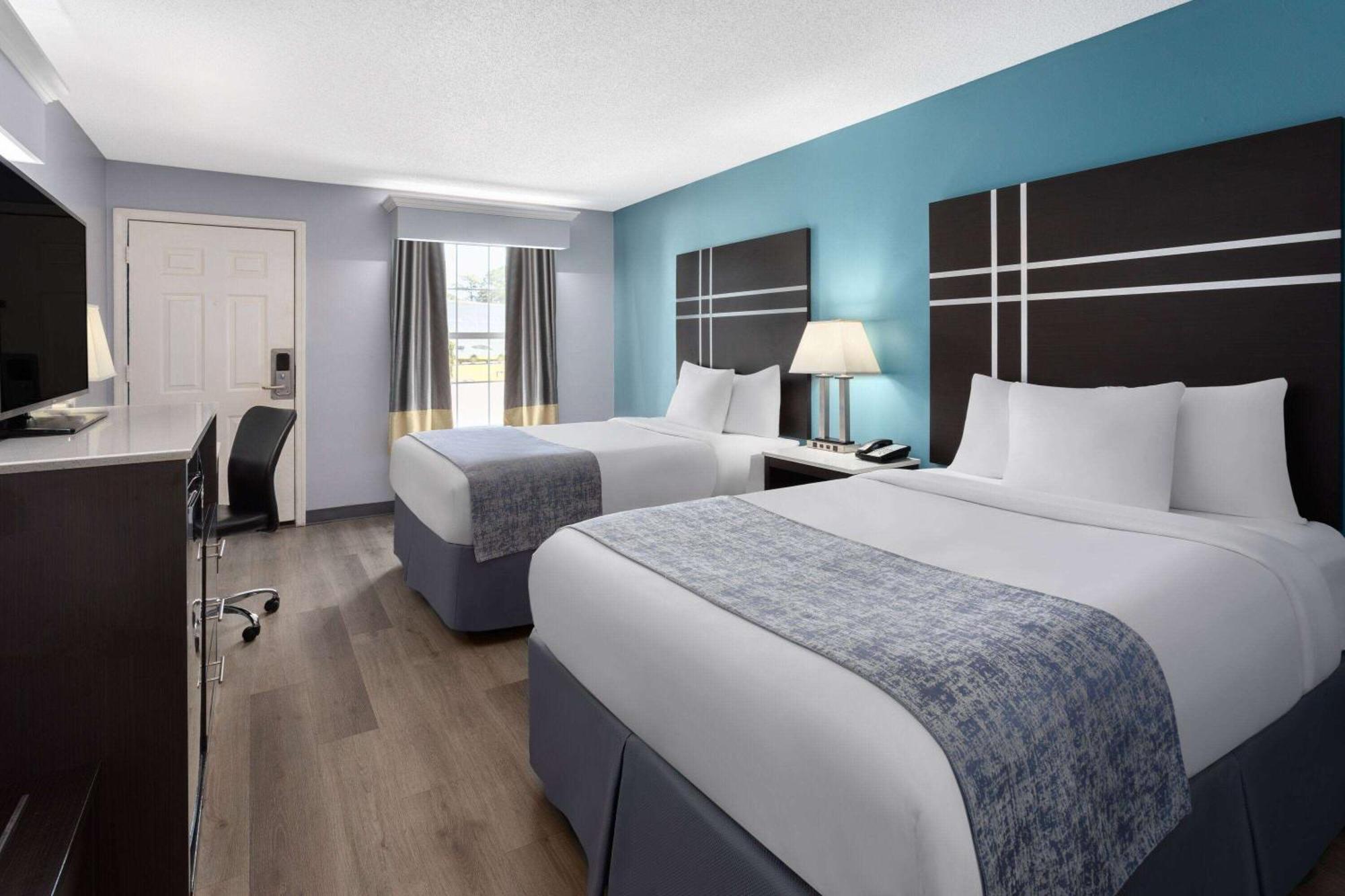 מלון Baymont By Wyndham Brunswick Ga מראה חיצוני תמונה